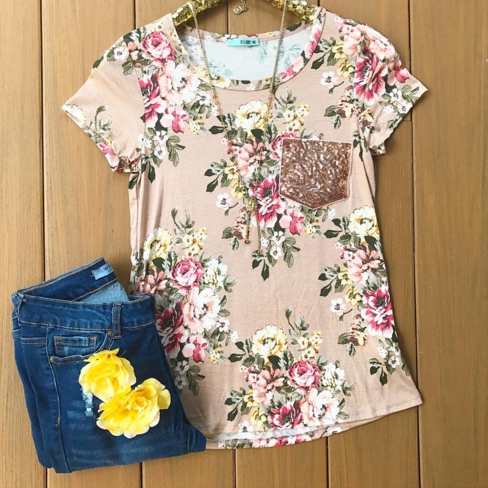 Taupe Floral Top w Rose Gold Sequin Pocket